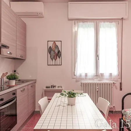 Apartment Gala158due Fair District