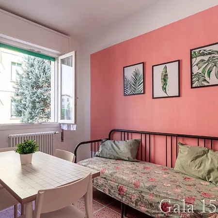 Gala158due Fair District