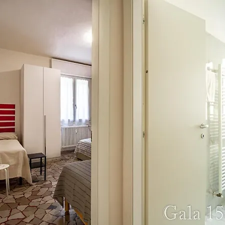 Gala158due Fair District Апартаменты *